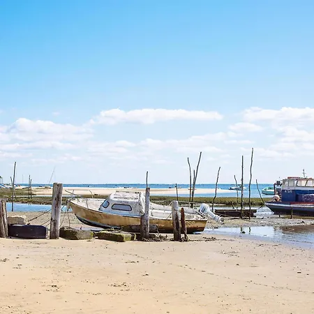 Beau T2 Avec Terrasse Sud, Proche Bassin, Commerces Et Activites, A - Fr-1-420-139