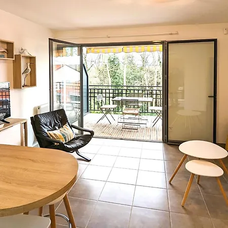 Beau T2 Avec Terrasse Sud, Proche Bassin, Commerces Et Activites, A - Fr-1-420-139 Apartament